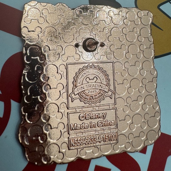 Splash Mountain Retired Pin - Laughing Place - Picture 5 of 5